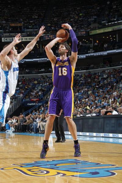 条隐性主线 条隐性主线