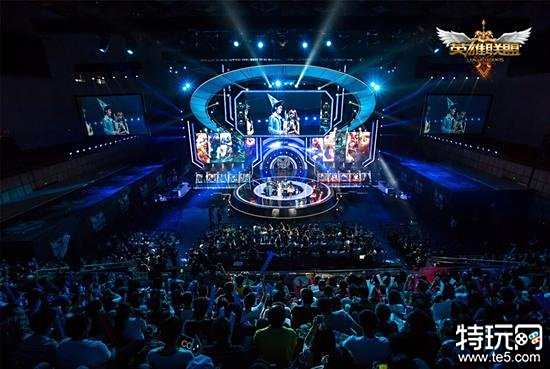 路树立了标 路树立了标