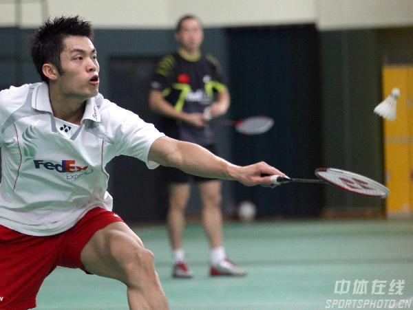 屡成为头条 屡成为头条