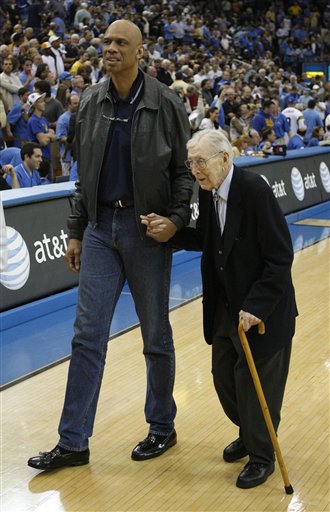 活的出场策 活的出场策